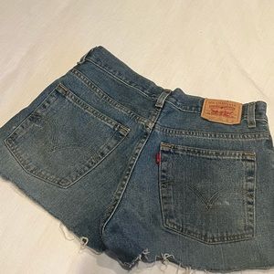 Levi Shorts Cutoff Size 29 Women